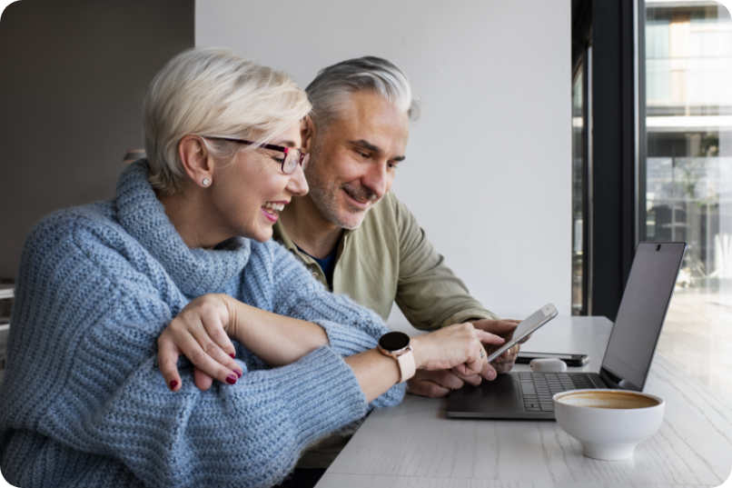 old-couple-learning-use-technology
